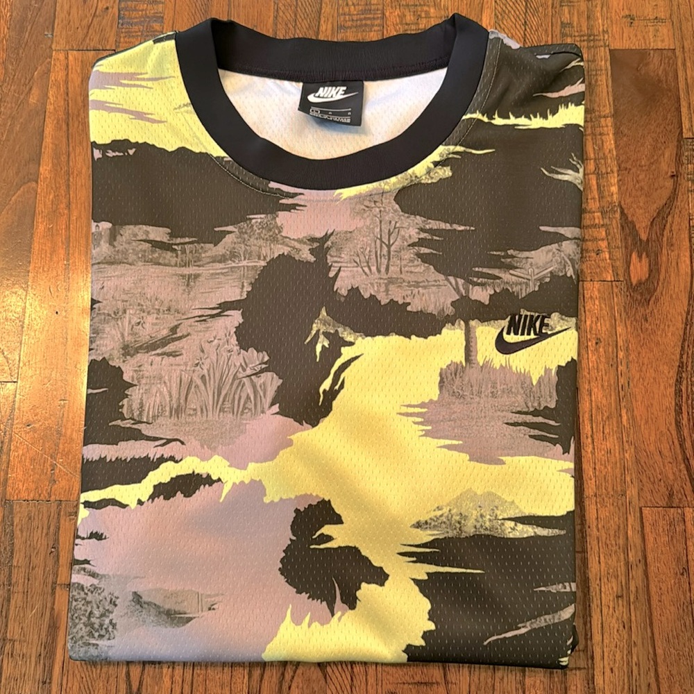 Nike - Men’s oversized tee - L